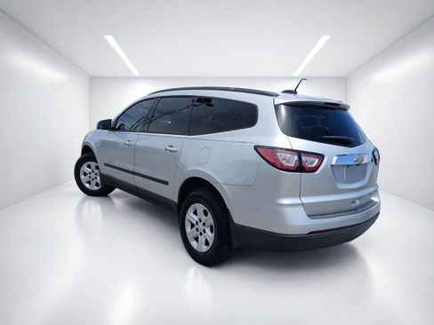 Used 2016 Chevrolet Traverse LS FWD image 6