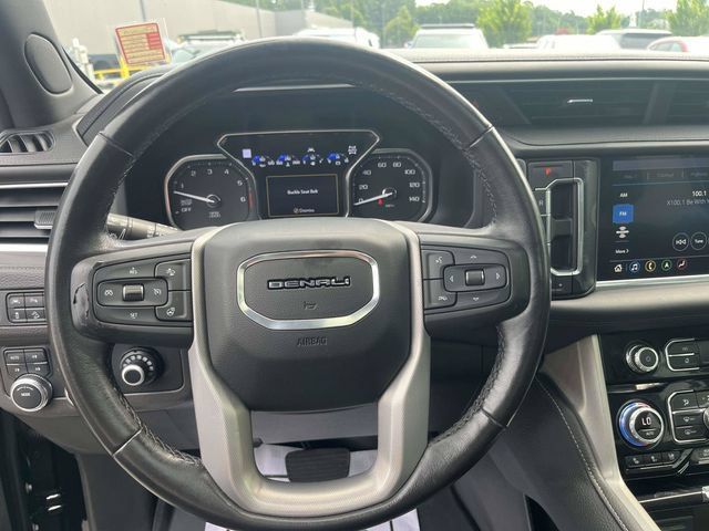 Used 2021 GMC Yukon Denali w/ Denali Premium Package AWD/4WD image 24