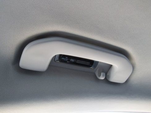 Used 2022 Mercedes-Benz C 300 Sedan image 34