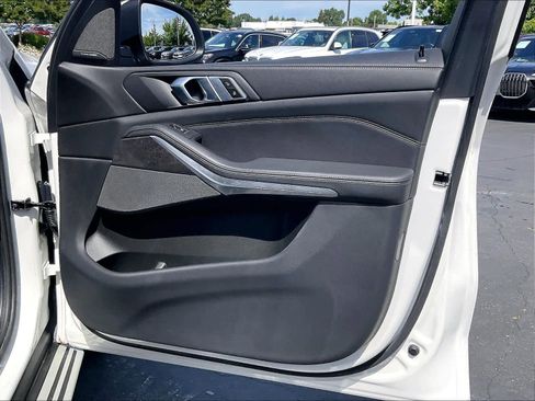 Used 2024 BMW X5 xDrive40i w/ Premium Package AWD/4WD image 27
