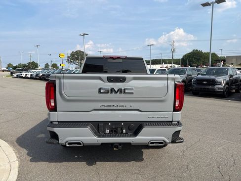 Used 2025 GMC Sierra 1500 Denali Ultimate AWD/4WD image 5