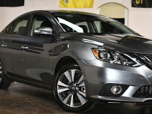 Used 2019 Nissan Sentra SL image 53