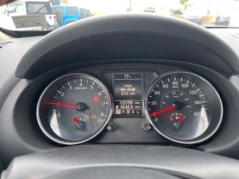 Used 2013 Nissan Rogue S AWD/4WD image 13