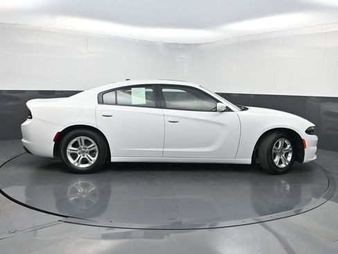 Used 2022 Dodge Charger SXT w/ Leather Interior Group RWD image 43