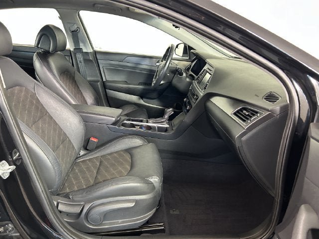 Used 2017 Hyundai Sonata Sport w/ Value Edition Package 02 FWD image 52