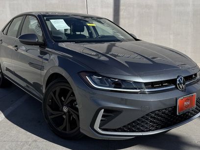 Certified 2025 Volkswagen Jetta SE