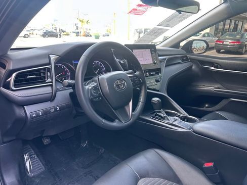 Used 2022 Toyota Camry SE w/ Carpet Mat Package (TMS) image 14