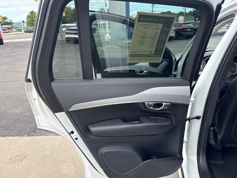 Used 2023 Volvo XC90 B5 Core w/ Protection Package Premier AWD/4WD image 30
