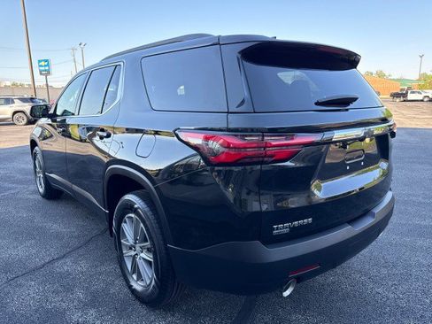 Used 2024 Chevrolet Traverse LT FWD image 5