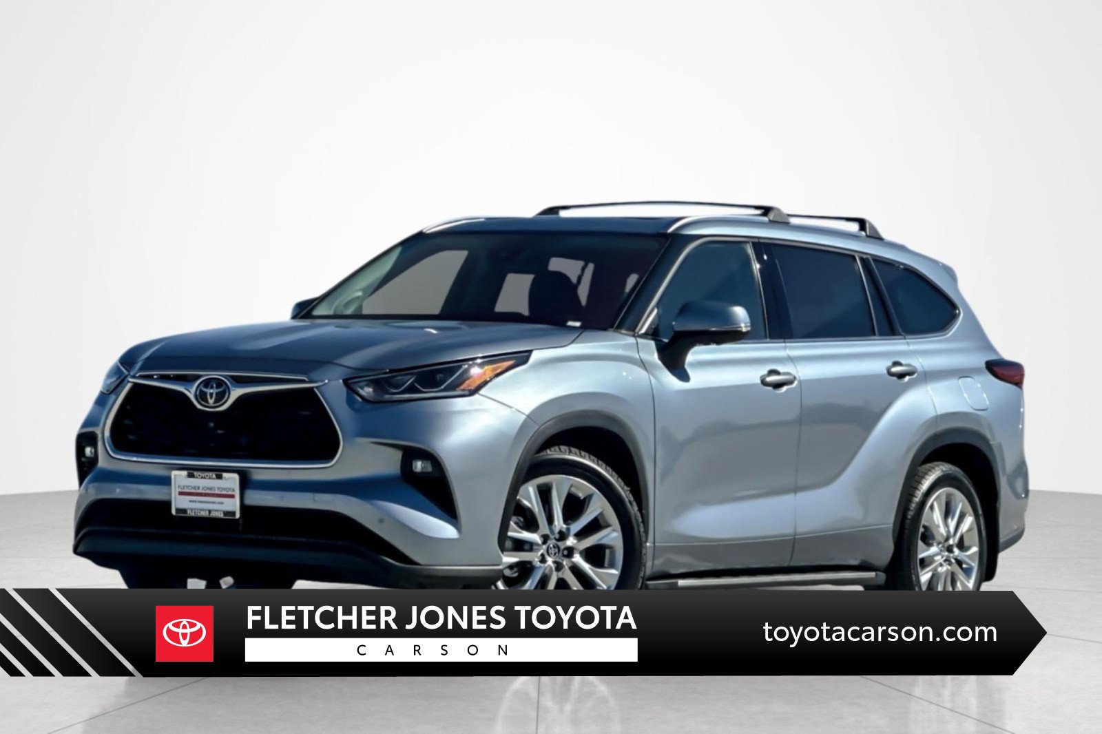 Used 2023 Toyota Highlander Limited FWD image 1