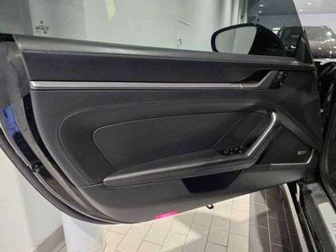 Used 2020 Porsche 911 Carrera image 19