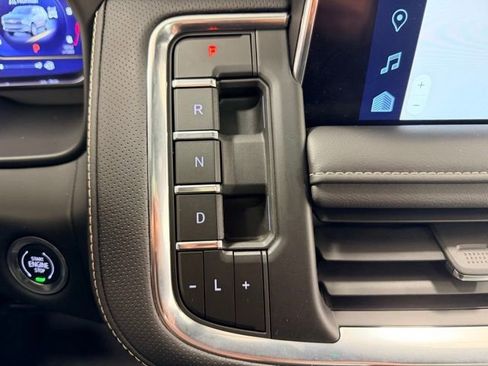 Used 2024 Chevrolet Suburban Premier w/ Max Trailering Package image 18