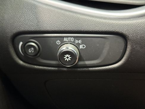 Used 2024 Chevrolet Malibu LT FWD image 29