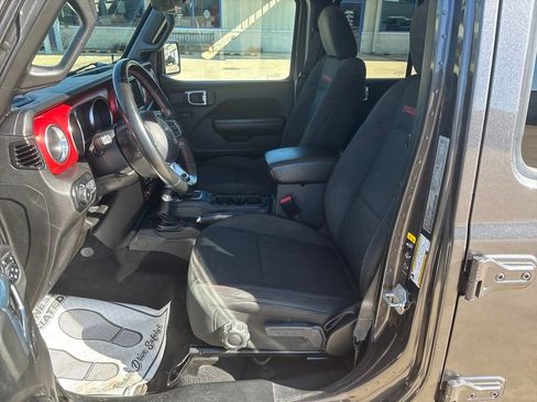 Used 2021 Jeep Wrangler Unlimited Rubicon w/ Xtreme Recon 35" Tire Package image 10