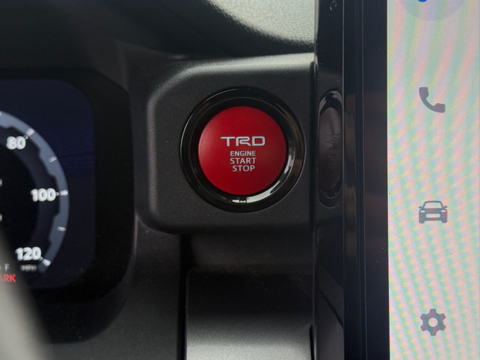 Certified 2026 Toyota 4Runner TRD Off-Road Premium w/ Tow Technology Package AWD/4WD image 28