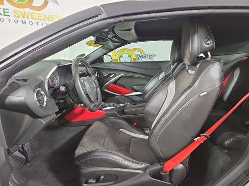 Certified 2022 Chevrolet Camaro LT w/ RS Package image 11