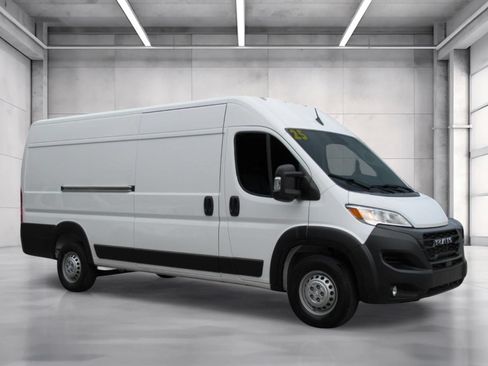 Used 2025 RAM ProMaster 3500 w/ Convenience Group FWD image 1