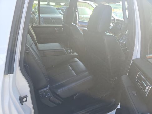 Used 2016 Lincoln Navigator L Reserve RWD image 19