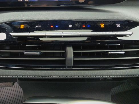 New 2026 Buick Enclave Sport Touring w/ Super Cruise Package image 27