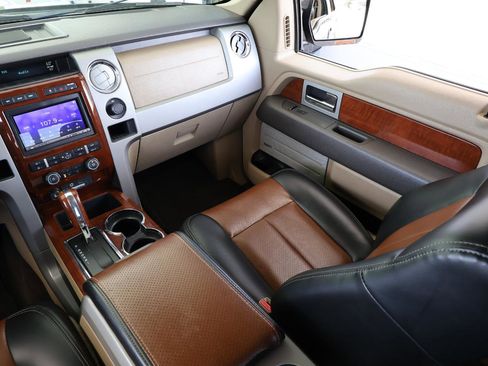 Used 2010 Ford F150 Lariat image 18