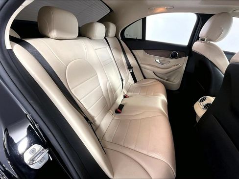 Used 2019 Mercedes-Benz C 300 Sedan image 27