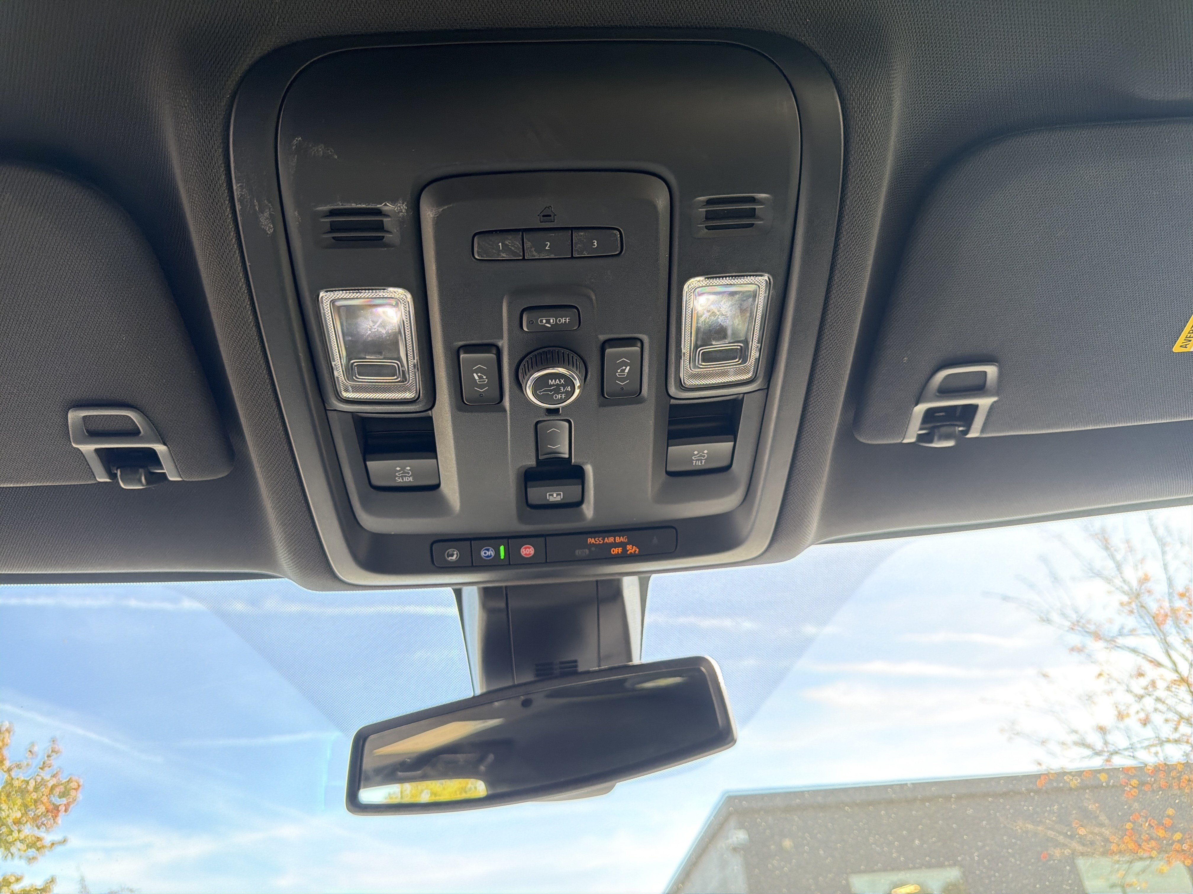 Used 2021 GMC Yukon XL AT4 w/ Rear Media and Nav Package AWD/4WD image 26