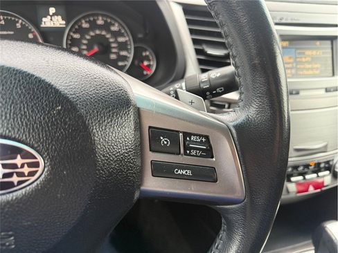 Used 2014 Subaru Outback 2.5i Premium image 23