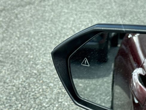 Certified 2025 Hyundai Elantra Sport image 17