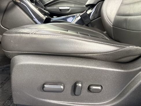 Used 2016 Ford Escape Titanium image 19