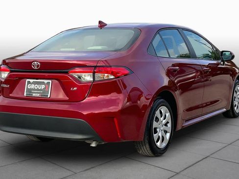 Used 2025 Toyota Corolla LE FWD image 13