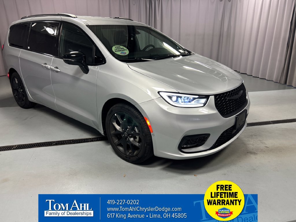Used 2026 Chrysler Pacifica Select w/ S Appearance Package FWD 360° Tour