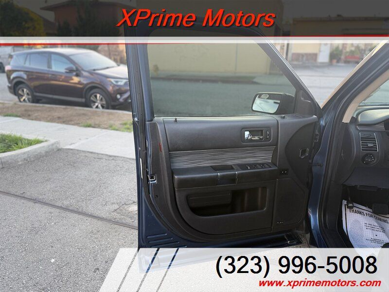 Used 2019 Ford Flex SEL FWD image 14