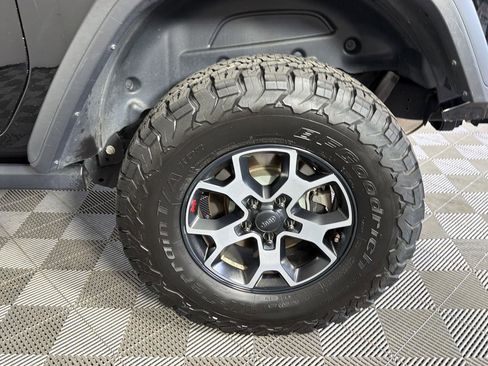 Used 2019 Jeep Wrangler Rubicon AWD/4WD image 18