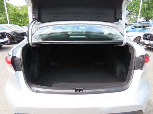 Used 2024 Toyota Corolla LE FWD image 11