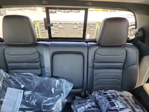 New 2026 Nissan Frontier PRO-4X w/ Pro Premium Package AWD/4WD image 23
