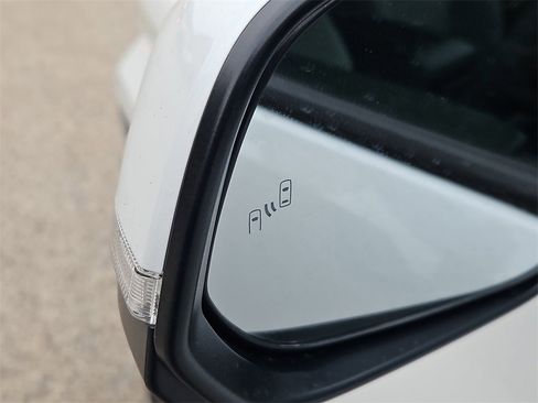 New 2025 Toyota Tacoma TRD Sport image 6