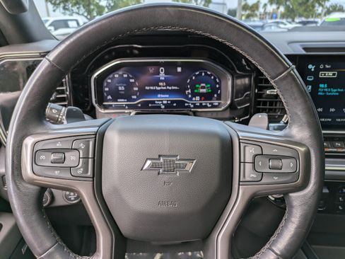 Used 2022 Chevrolet Silverado 1500 ZR2 w/ Technology Package image 26