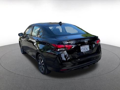 Used 2025 Nissan Versa SV FWD image 9