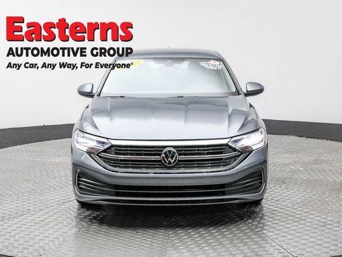 Used 2024 Volkswagen Jetta S image 2