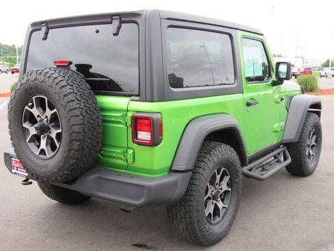 Used 2020 Jeep Wrangler Sport AWD/4WD image 6