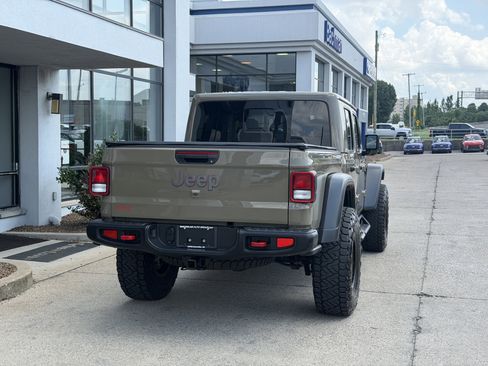 Used 2020 Jeep Gladiator Rubicon AWD/4WD image 5