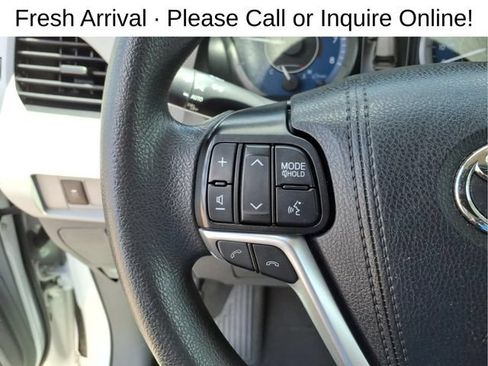 Used 2020 Toyota Sienna L FWD image 16