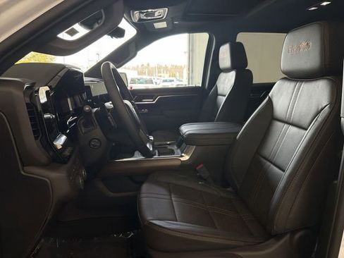 New 2026 Chevrolet Silverado 1500 High Country w/ High Country Premium Package image 25