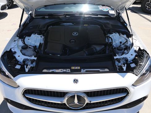 Used 2023 Mercedes-Benz C 300 Sedan image 26