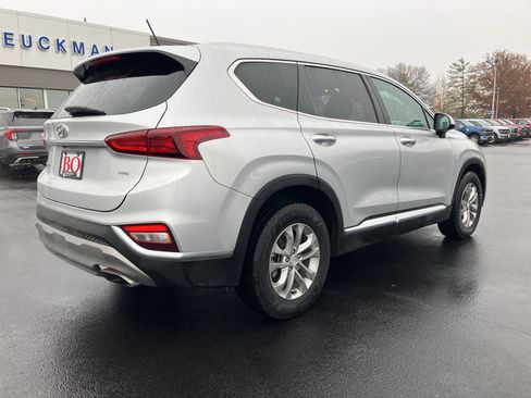 Used 2019 Hyundai Santa Fe SE image 8