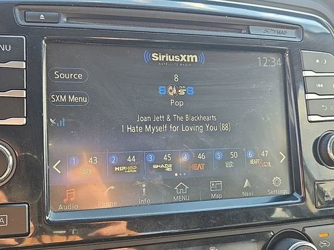 Used 2018 Nissan Maxima 3.5 SV image 19