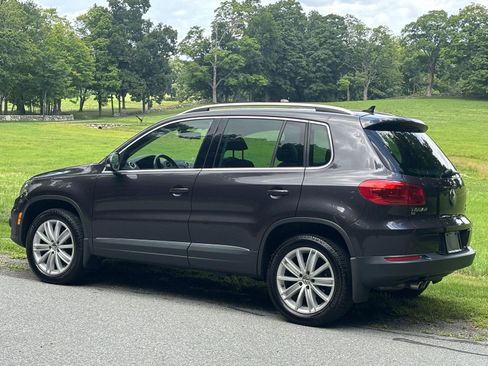 Used 2016 Volkswagen Tiguan SE AWD/4WD image 12