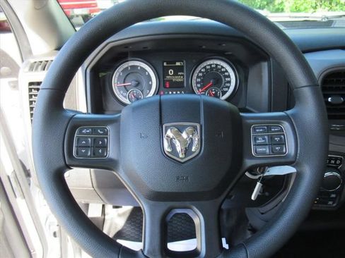 Used 2022 RAM 1500 Tradesman w/ Power & Remote Entry Group AWD/4WD image 17