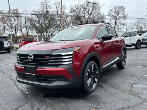 New 2026 Nissan Kicks SR AWD/4WD image 5