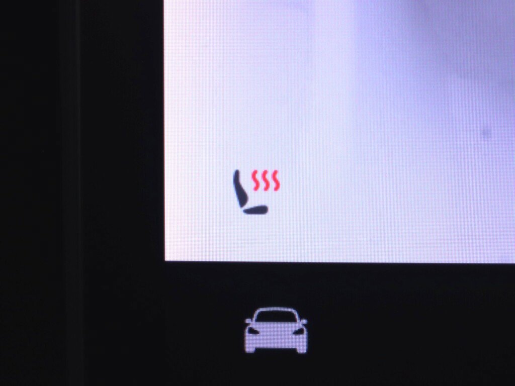 Used 2021 Tesla Model Y Long Range AWD/4WD image 18